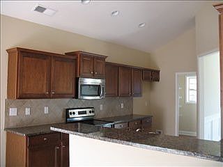 5th image of 5551 Pleasant Woods Dr