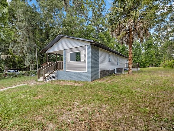 3rd image of 1127 SW 140th Ave