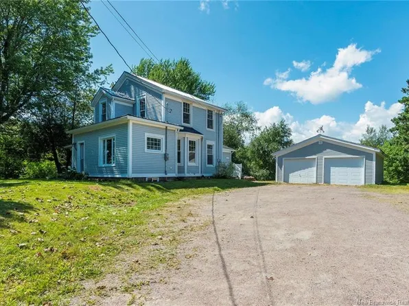 366 Main St, Sackville, NB E4L 3H6