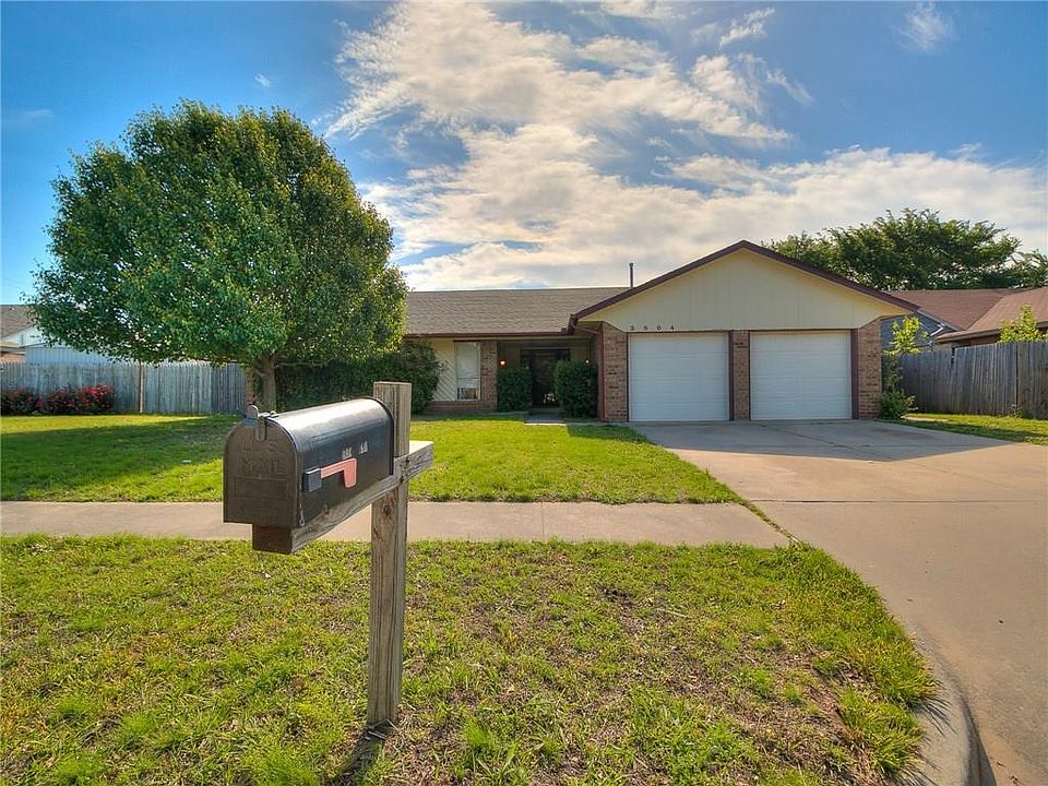 1st image of 3504 Shannon Dr