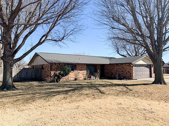 2nd image of 4113 Unruh Dr