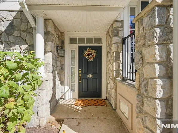 166 Brittany Court, Clifton, NJ 07013