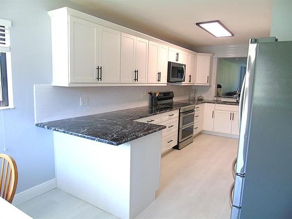 5th image of 15365 Lakes Of Delray Blvd APT 101