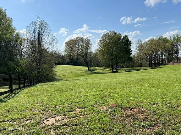 2nd image of 1895 Sunset Farms Dr #25