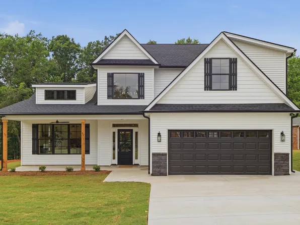 57 McCauley Ln, Travelers Rest, SC 29690