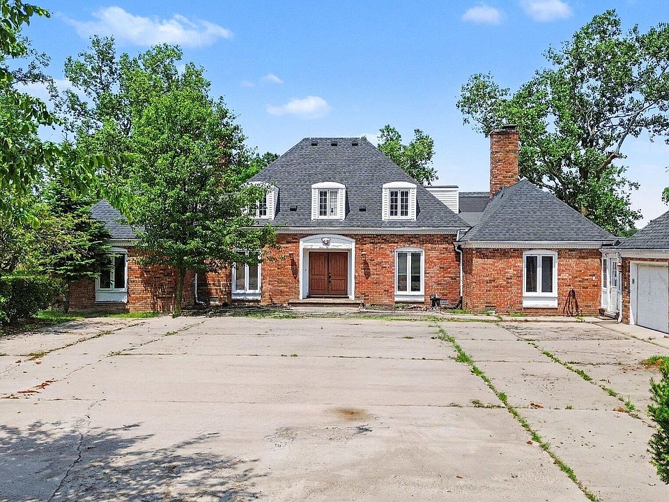 1st image of 510 Willow Rd