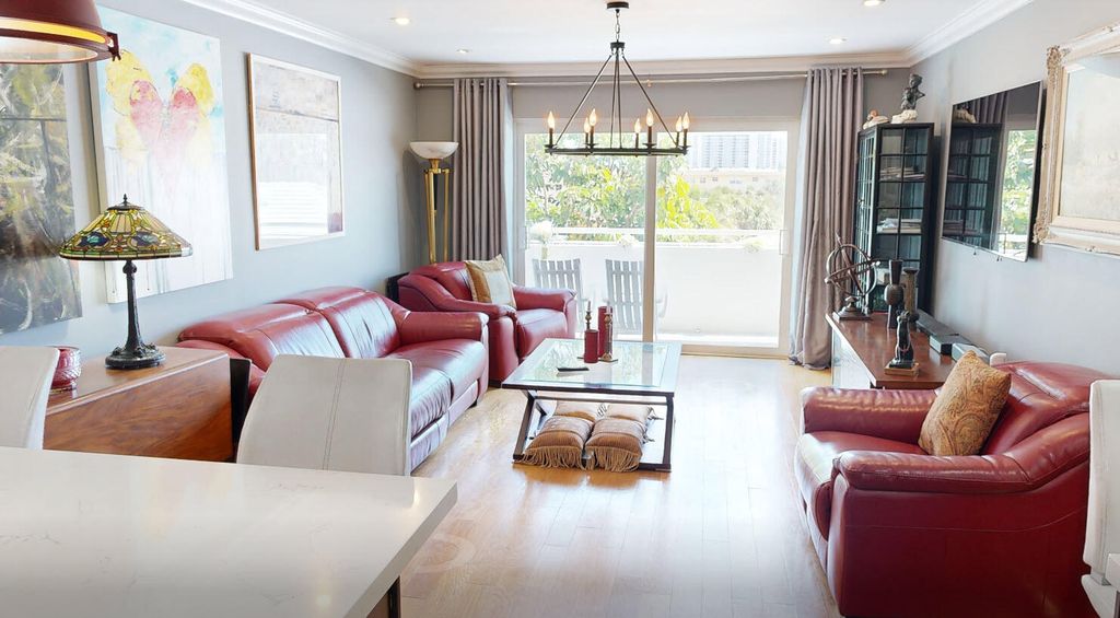 3212 NE 12th Street #303, photo 2