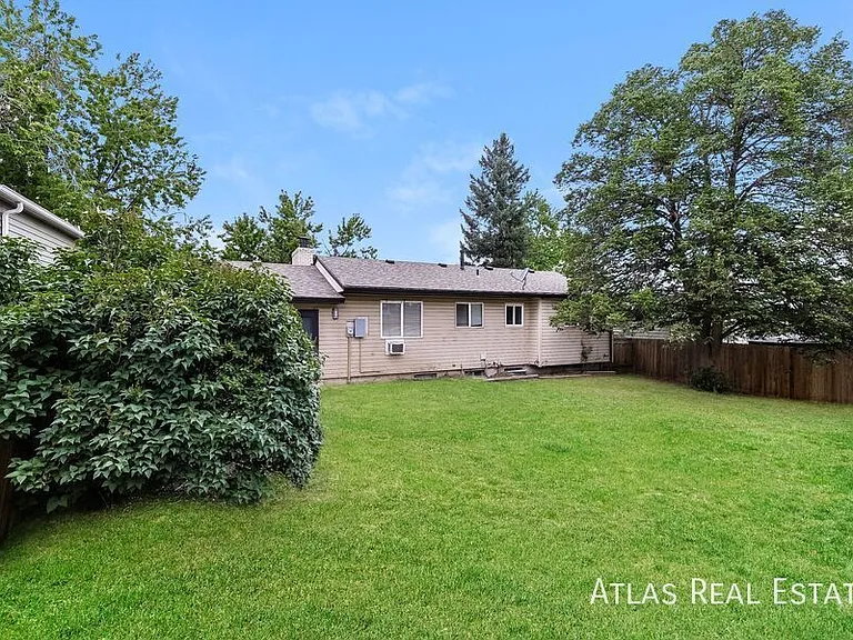 2252 S Memphis St — Photo 14