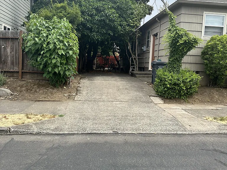 4926 NE 25th Ave — Photo 33