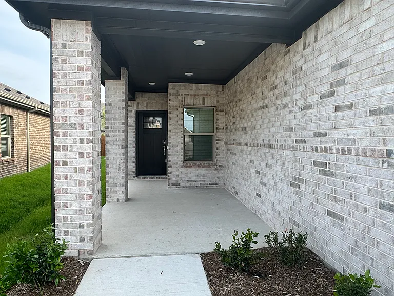 503 Cottagewood Dr — Photo 3