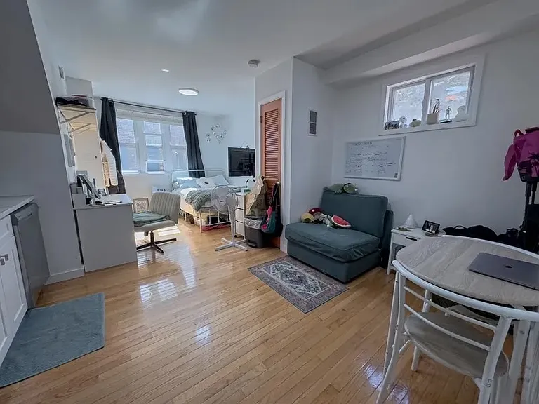 1009 Waverly St #1A — Photo 6