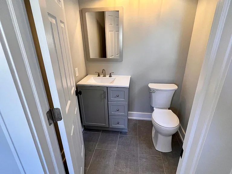 4627 N College Ave — Photo 8