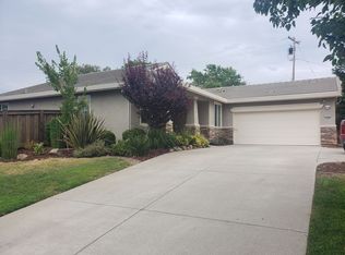 2696 Richardson Dr, Auburn, CA 95603