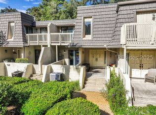 1 Gloucester Rd APT 105, Hilton Head Island, SC 29928