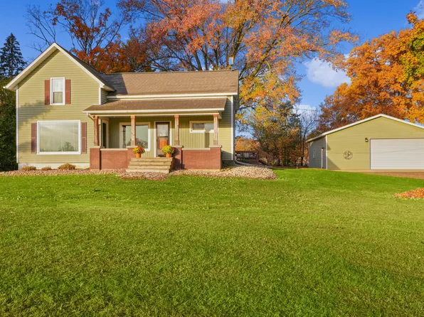 3612 20th St, Dorr, MI 49323
