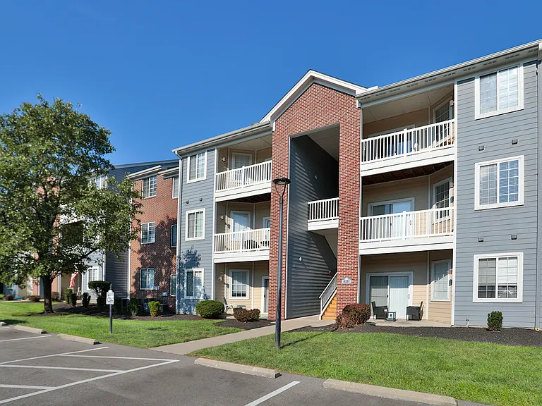 Landings At Beckett Ridge — Photo 30