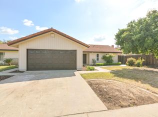 1729 W Donner Ave, Fresno, CA