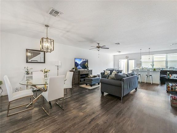 5th image of 3123 Via Otero Dr