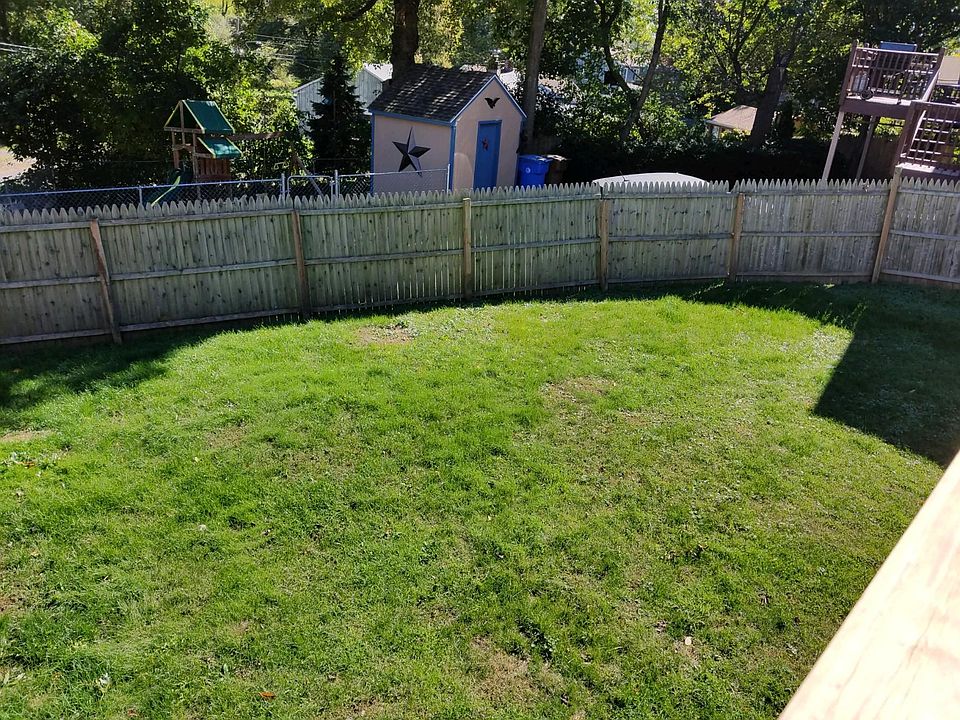2nd image of 50 Ojibwa Rd