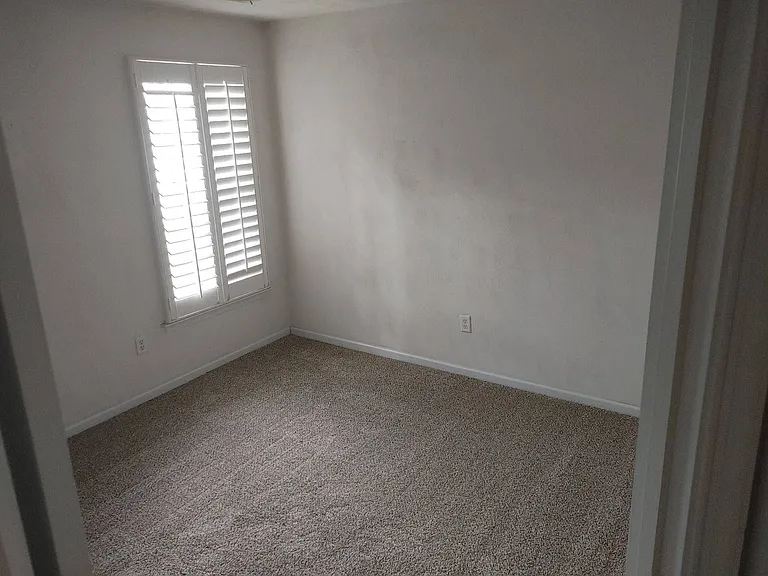1517A Parks Ave — Photo 14