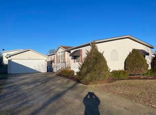 370 Tulip Cir, Matteson, IL 60443