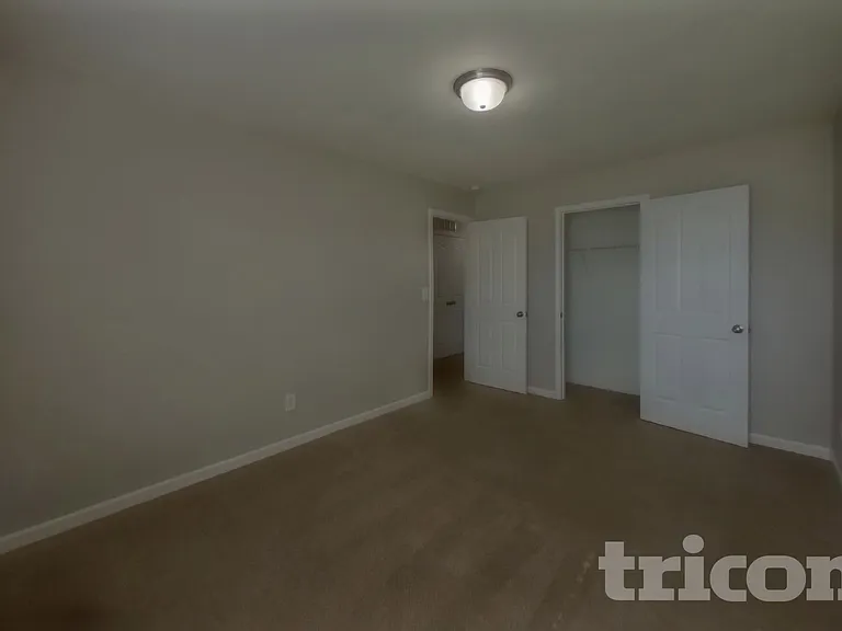 13730 Elsie Caldwell Ln — Photo 11