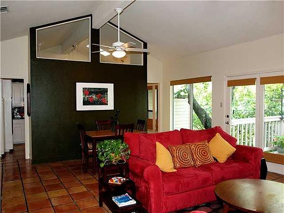 Living/Dining- upper floor deck