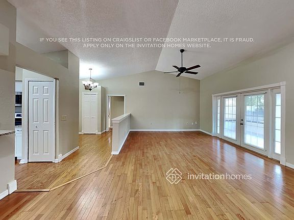4th image of 1016 Colony Park Dr