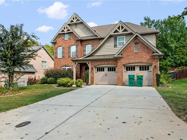 1249 Meadow Chase Dr, Lewisville, NC 27023