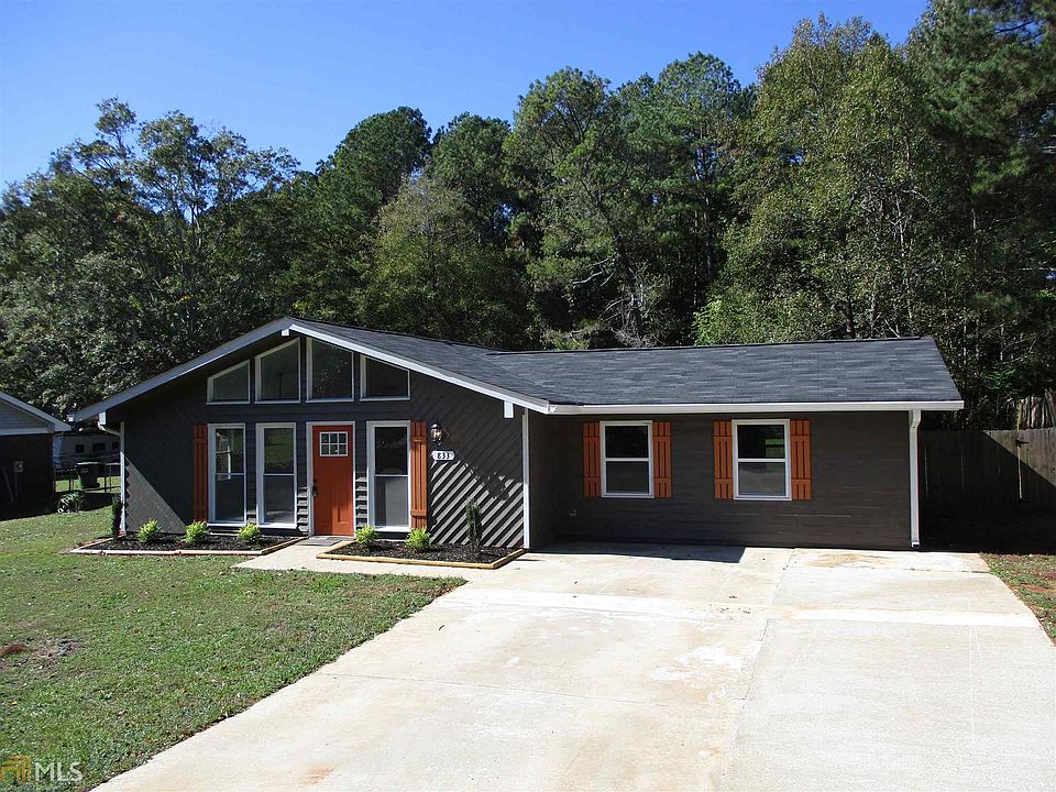 1st image of 833 Park Lake Ct NW