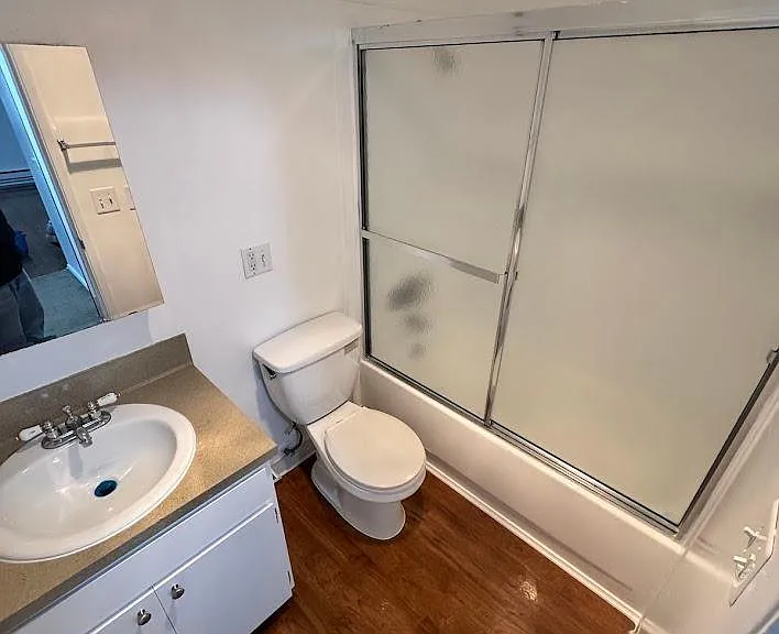 Unit Photo