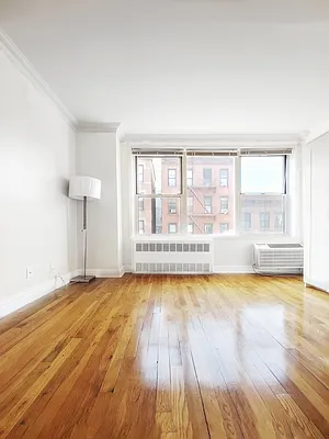 Rented by Corcoran | media 8