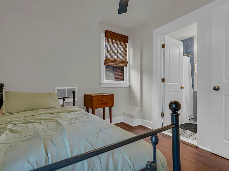 La Salle Blvd — Photo 46