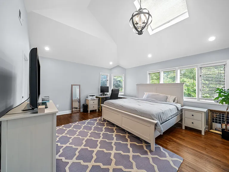 22 Pamrapo Ct W — Photo 23