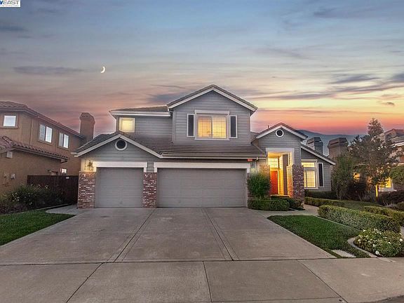 5th image of 2673 Vista Diablo Ct