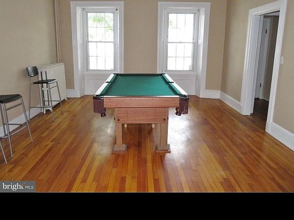 139 lliving room #2