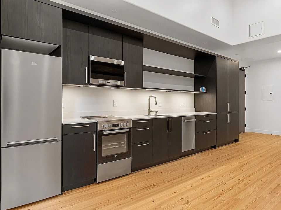 2nd image of 7111 Wisteria Way