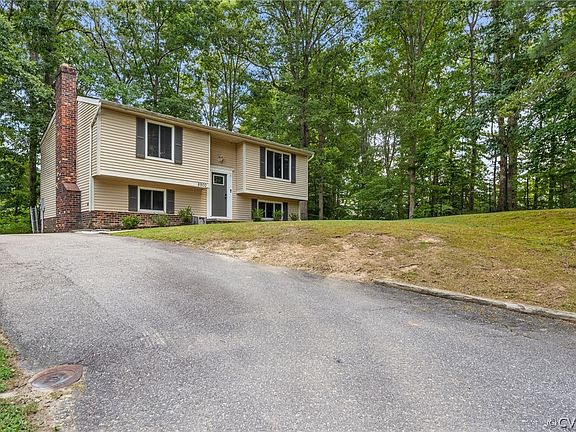 2nd image of 8900 Archgrove Ct