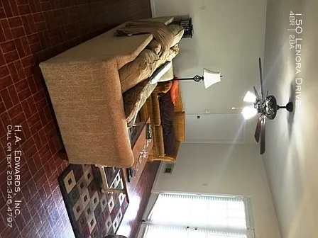 150 Lenora Dr — Photo 4