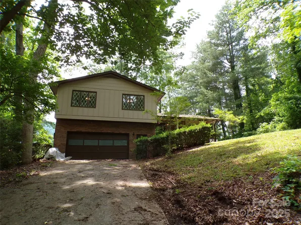 78 Mountain View Estate Rd, Hendersonville, NC 28739