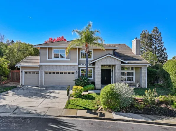 102 Forest Hill Dr, Clayton, CA 94517