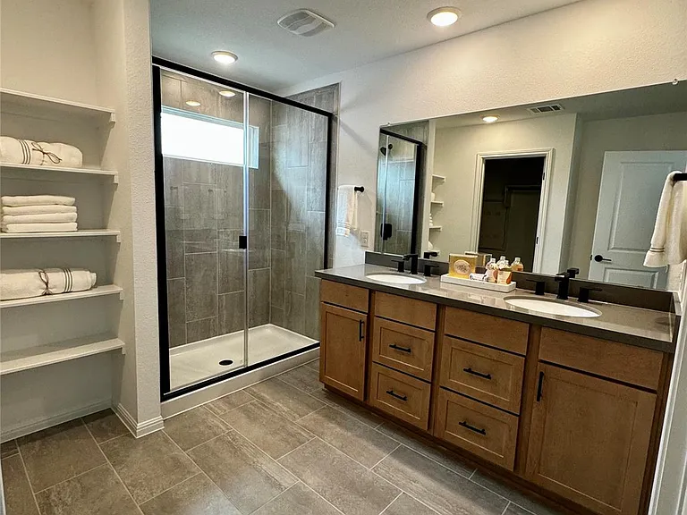 1602 Iberville Dr — Photo 12