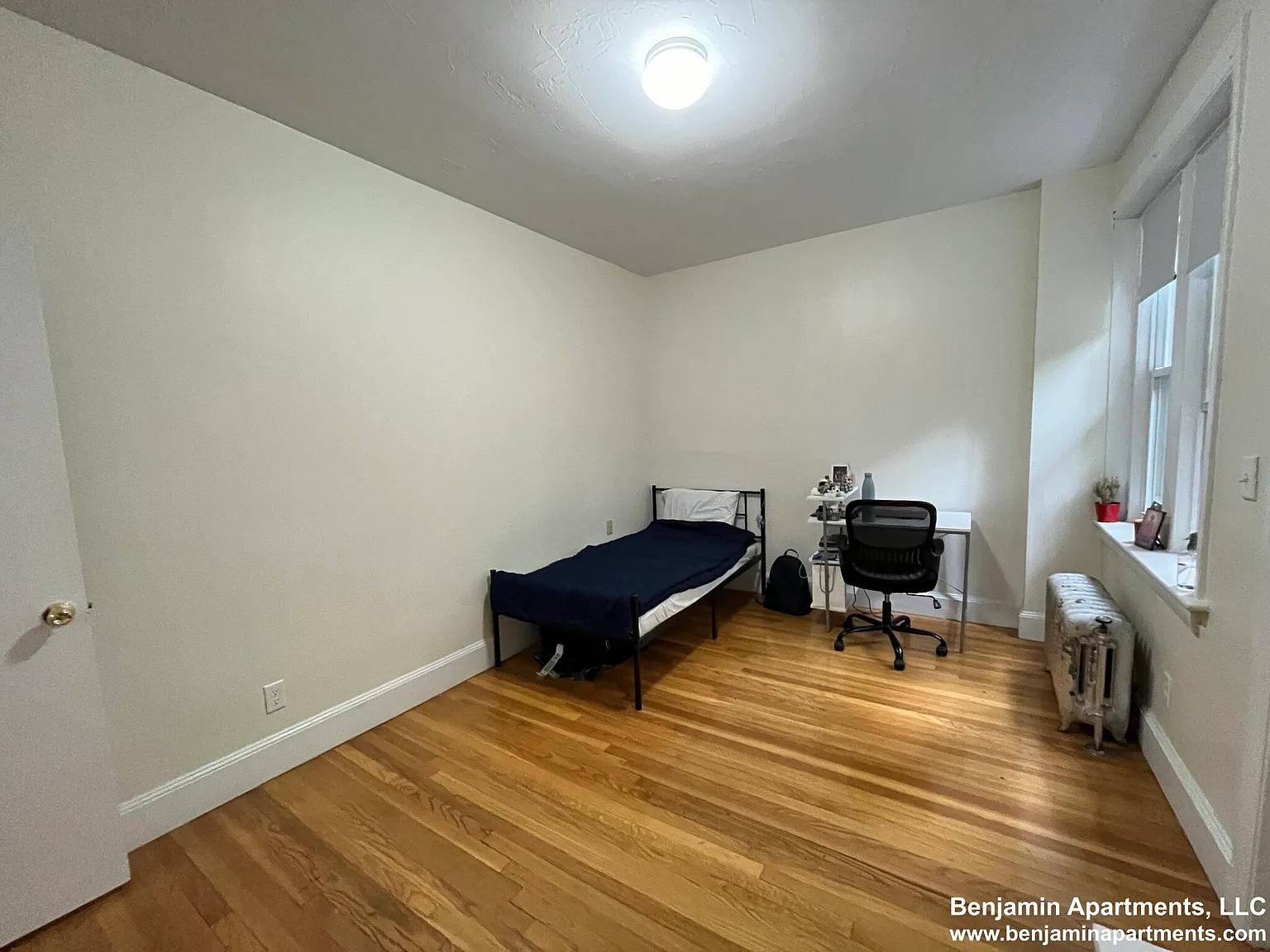 1 bed, $2,400 — Photo 3