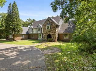 735 Prairie Creek Rd, Ionia, MI 48846