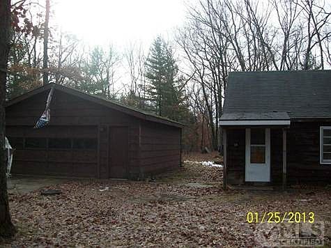 2nd image of 8483 W Hemlock Ave