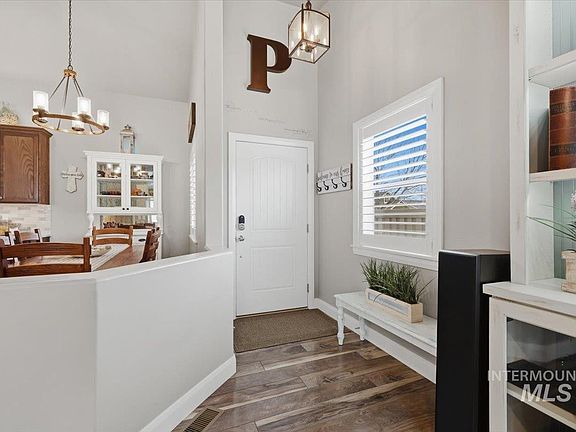 5th image of 9382 S Updale Ave