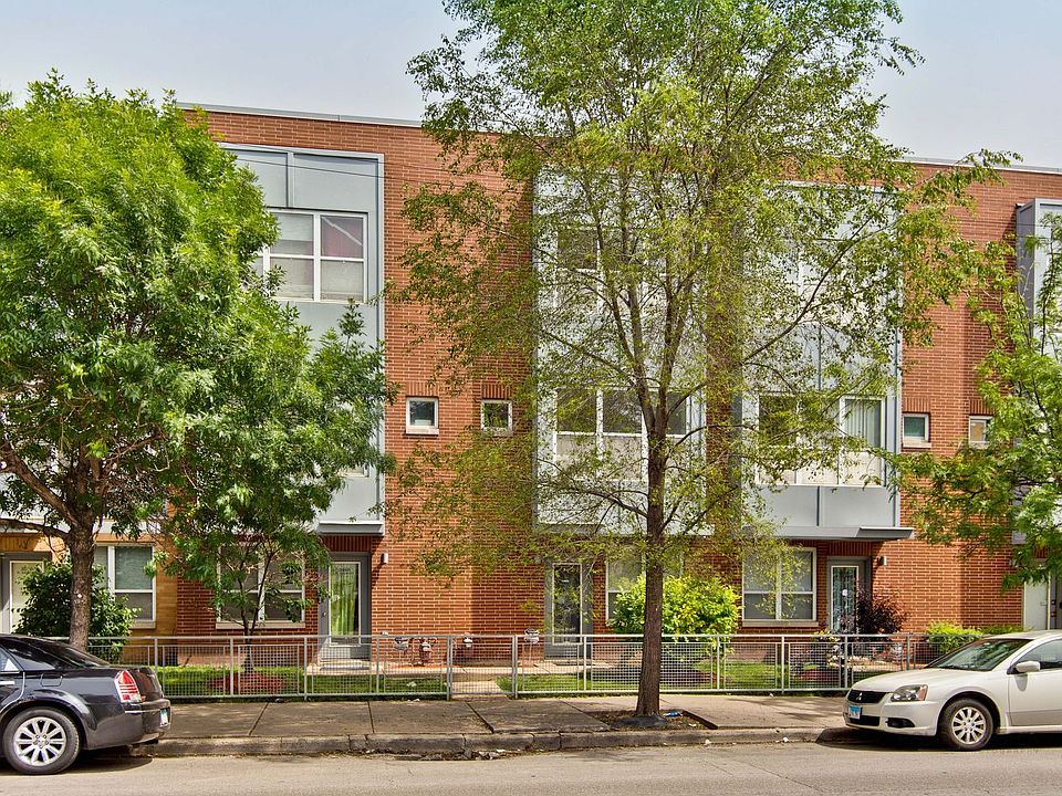 1st image of 3464 W Belmont Ave #O