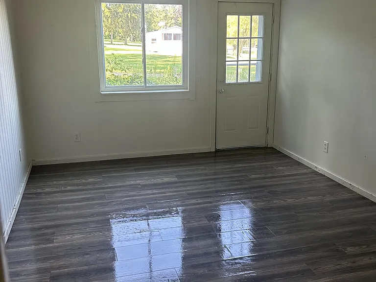 4104 Main St #1 — Photo 10