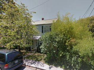 102 Eheart St W, Blacksburg, VA 24060
