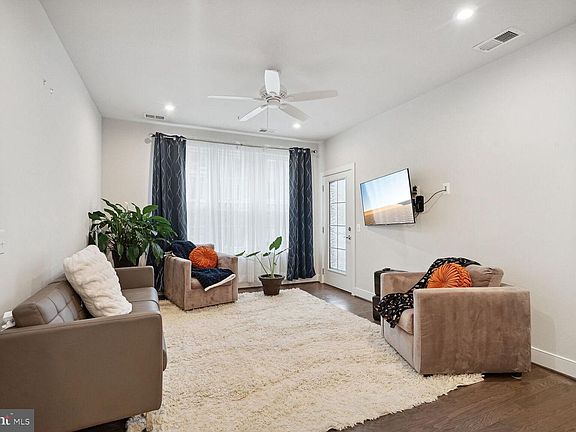 5th image of 2329 Wind Charm St Unit 103